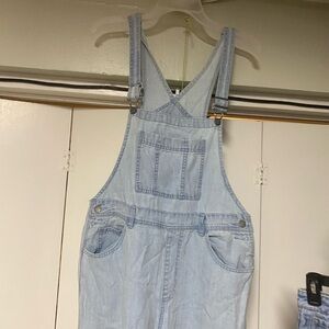 Universal Thread Light Wash Blue Denim Overalls